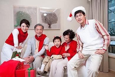 2025年首周Steam销量榜出炉 《流放之路2》登顶